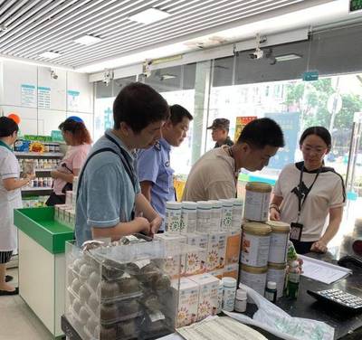 龍城街道開展食品藥品系列安全檢查活動，全力守護(hù)群眾“舌尖上的安全”